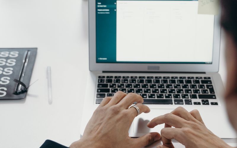 Hosts Still Manually Fix What Their 'AI' PMS Claims to Automate