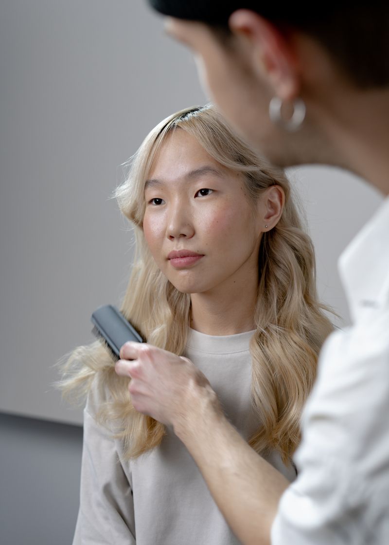 Smooth blow-dry finish