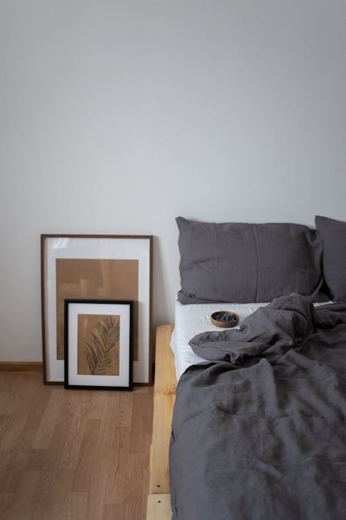 Gratis stockfoto met bed, binnen, binnenshuis