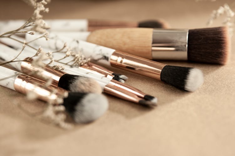 Clean Makeup Brushes With Dried Flowers