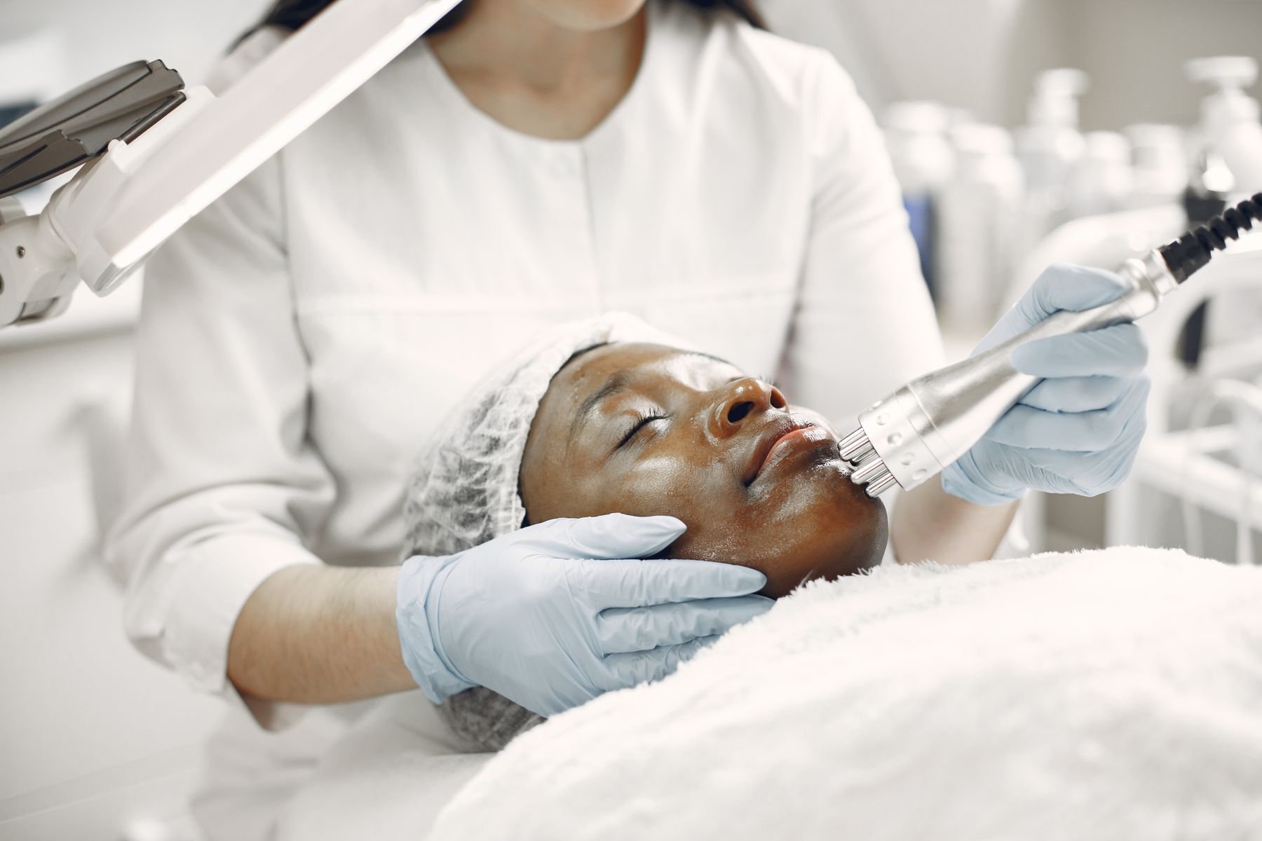 Advanced facial skin rejuvenation treatment