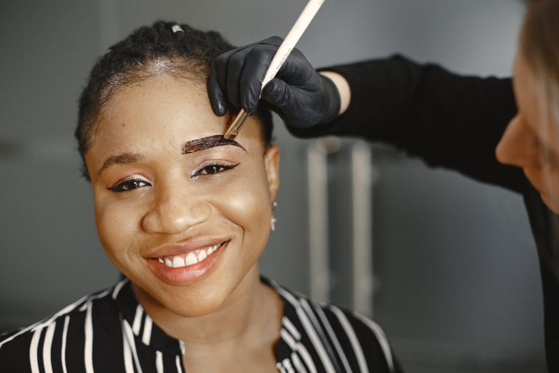 Henné Brows