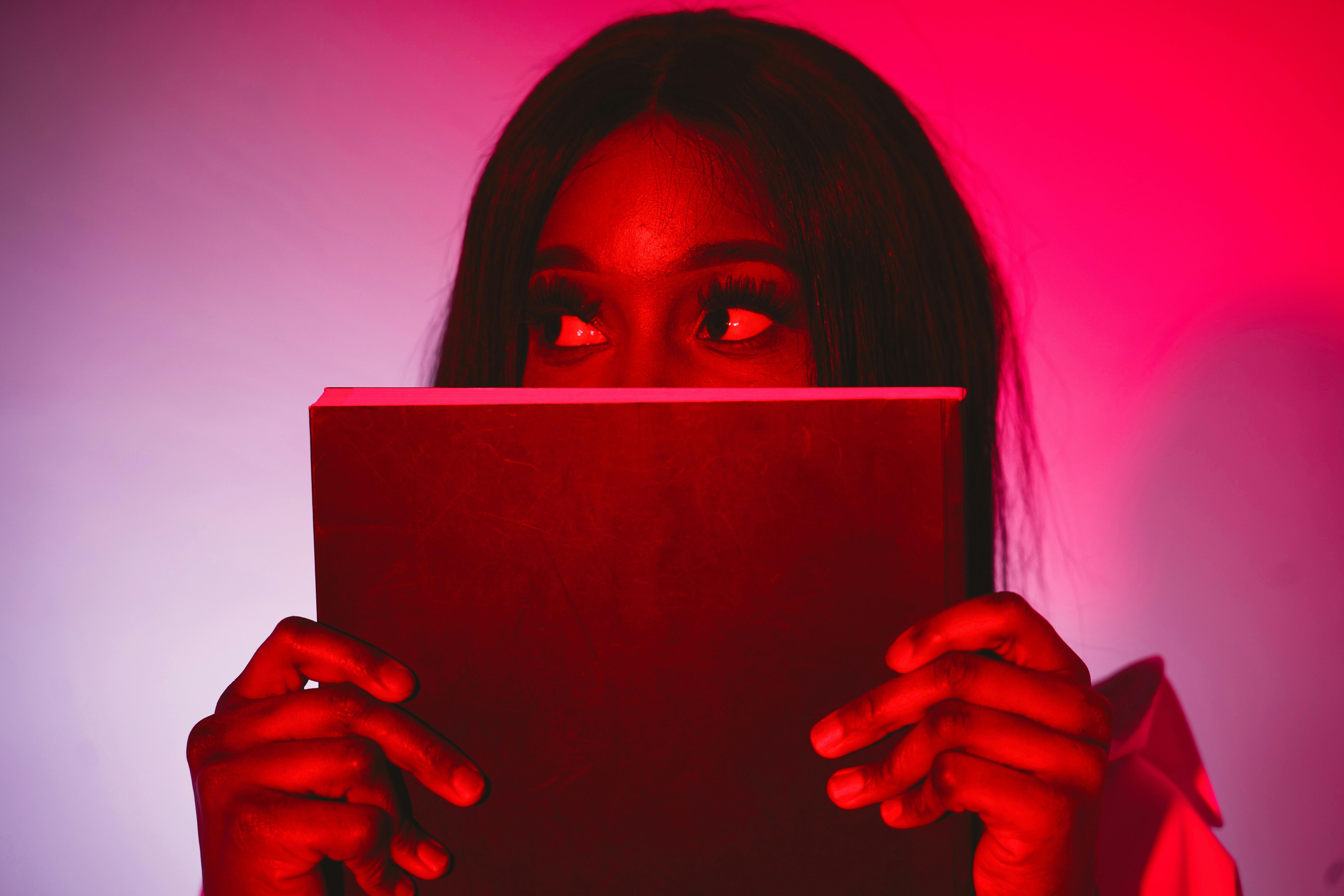 Deciphering Hidden Symbols in Early Modern Literature