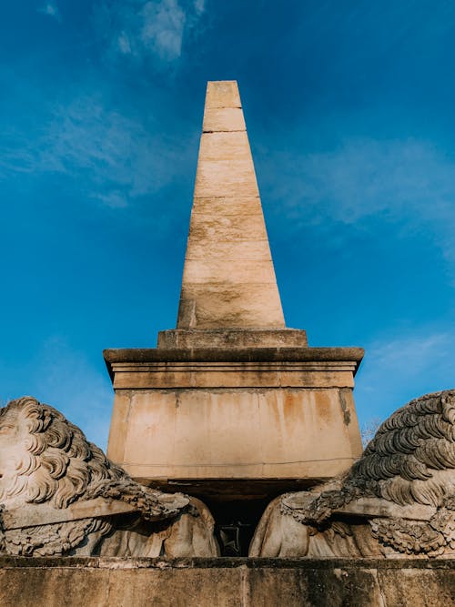 Kostenloses Stock Foto zu aufnahme von unten, lokale sehenswürdigkeiten, marmor