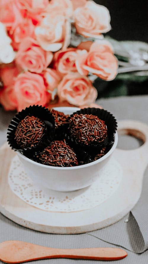 Foto stok gratis brigadeiro, cokelat, fotografi makanan