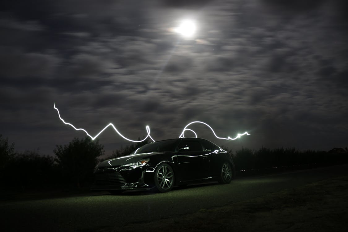 Free araba, ay, bulutlar içeren Ücretsiz stok fotoğraf Stock Photo