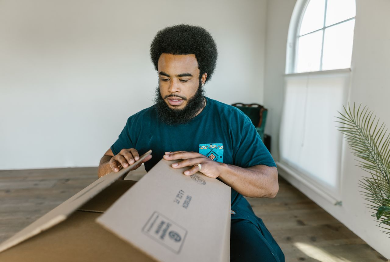 Packing services Aylestone — removals work in progress