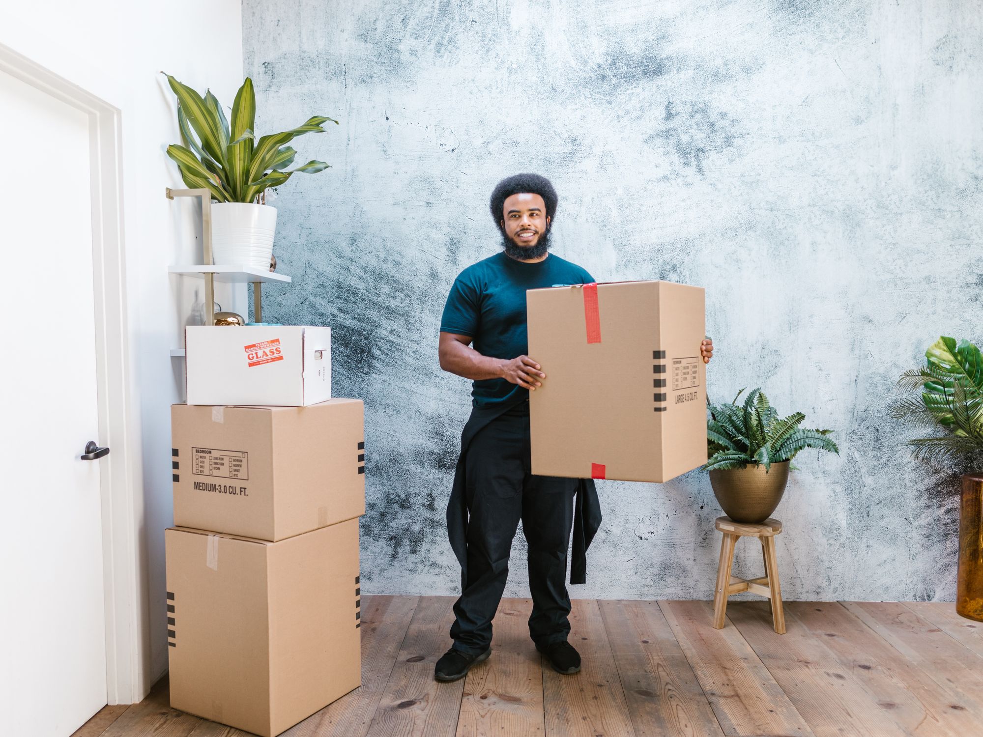 Man and Van in Occold, East of England — man and van team loading a removal van