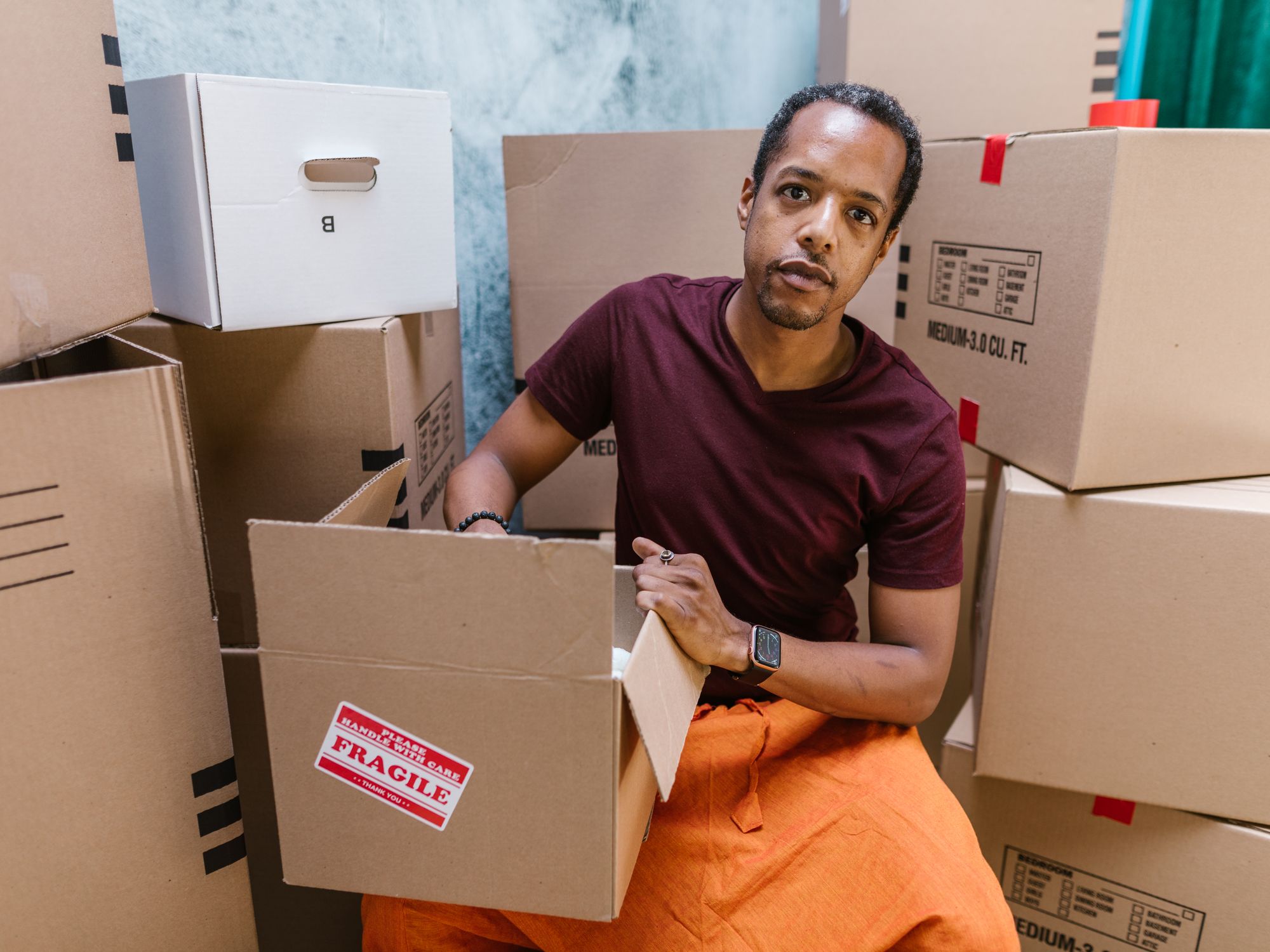 Packing & Materials in Kintore, Scotland — professional packers wrapping and boxing belongings