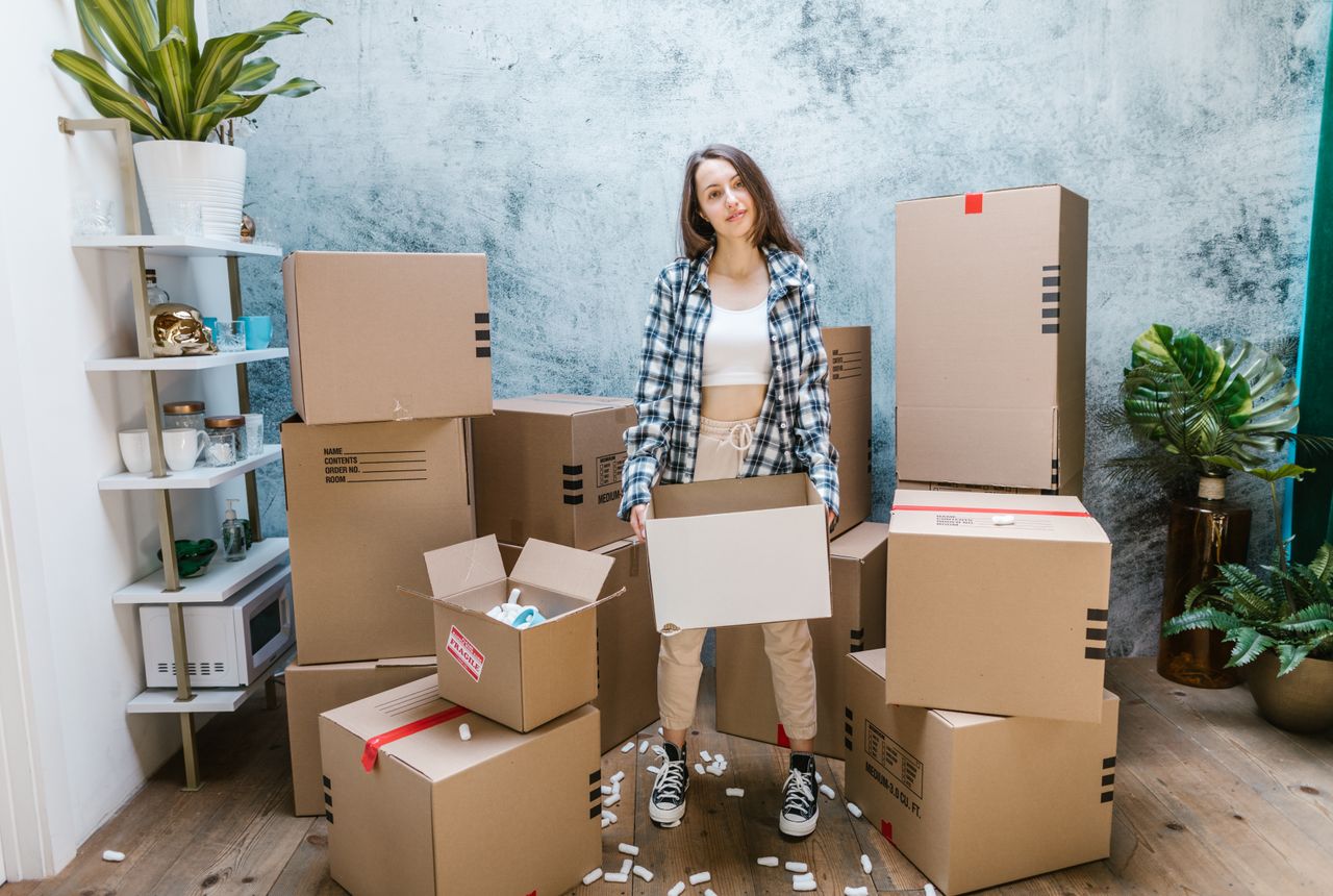 House removals Greenwich — removals work in progress