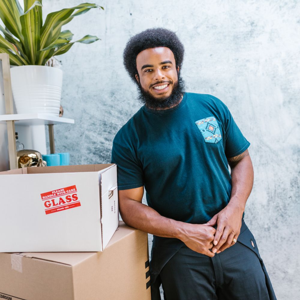 South Hackney — professional packers wrapping and boxing belongings