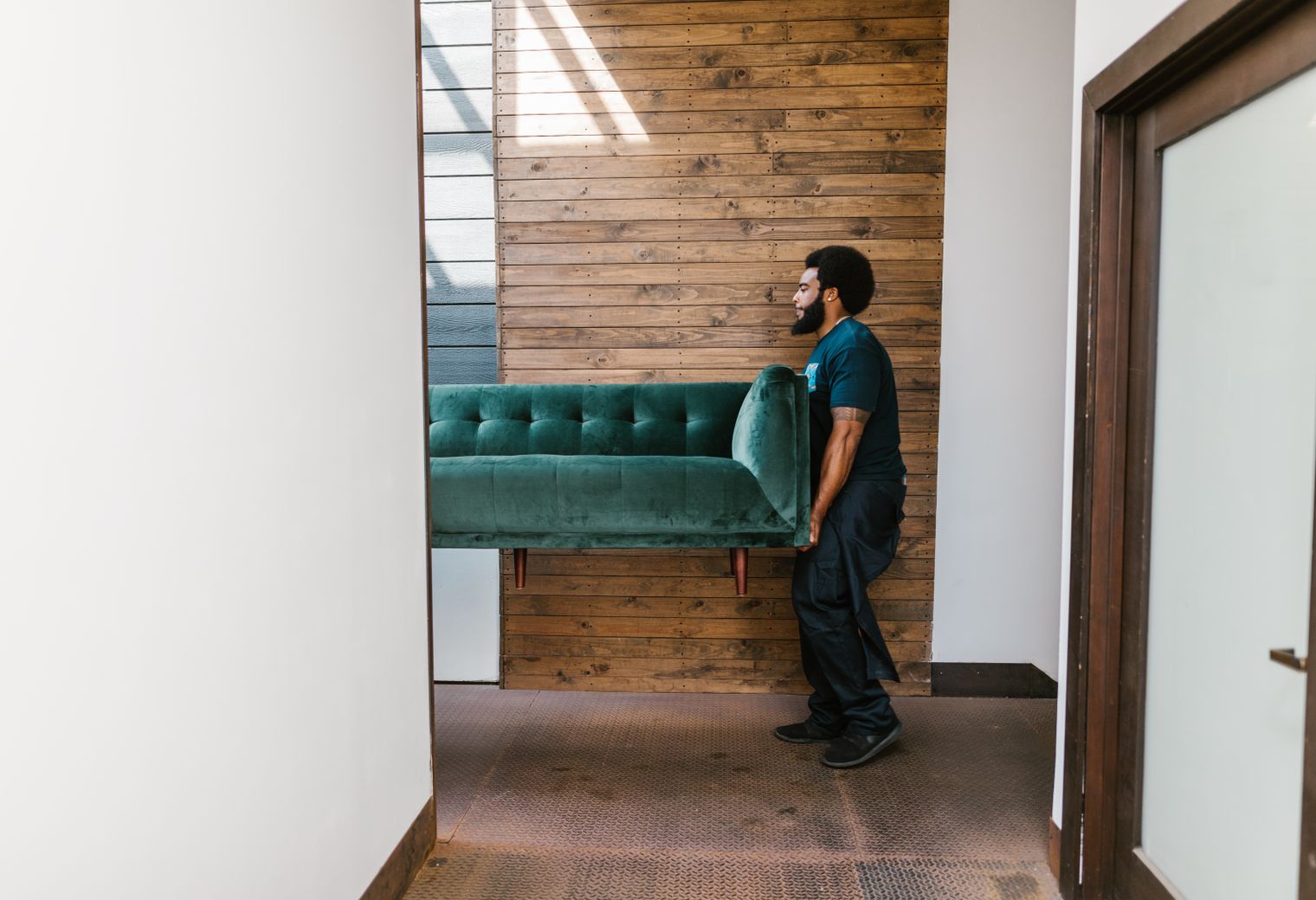 Wool — professional packers wrapping and boxing belongings