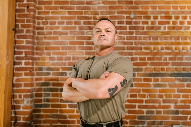 Comment s&rsquo;habiller quand on est musclé (homme)