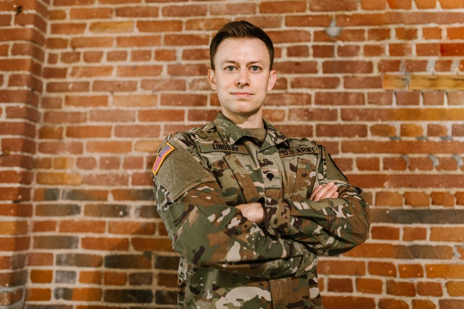 Comparison of Specialist and Mainstream Military Life Insurance Options