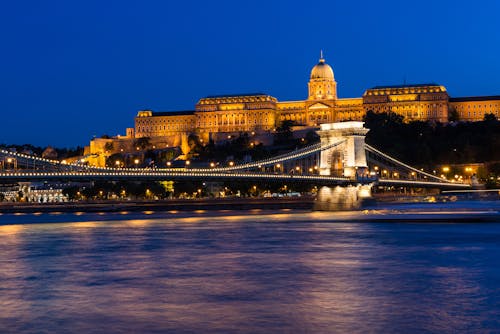 免費 匈牙利, 塞切尼鏈橋, 夜燈 的 免費圖庫相片 圖庫相片