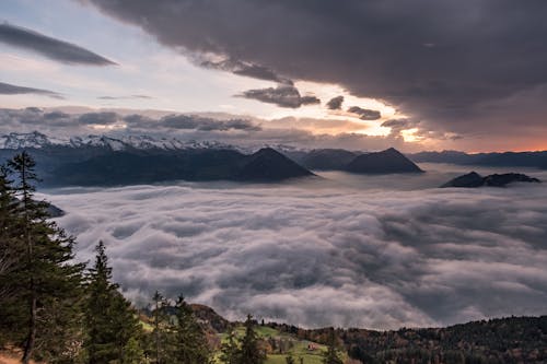 Fotobanka s bezplatnými fotkami na tému hory, krajina, mraky
