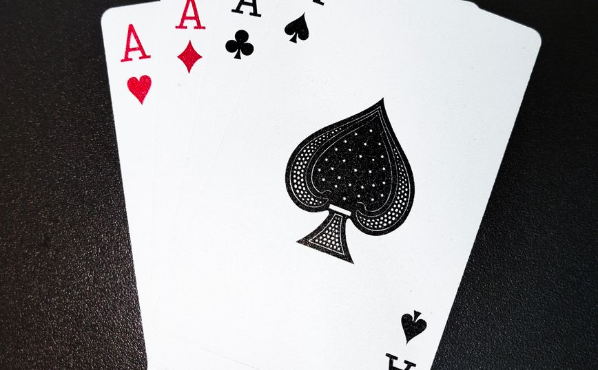 Online Casino: Spielautomaten und Live-Spiele im Überblick