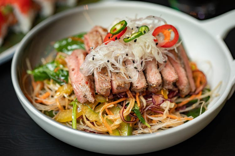 Delicious Steak Salad With Glass Noodles