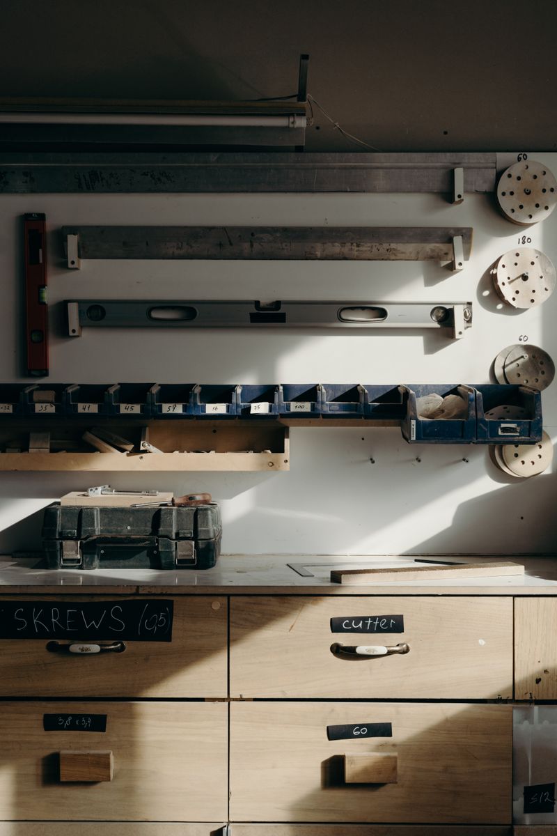 Undermount vs. Side-Mount Drawer Slides