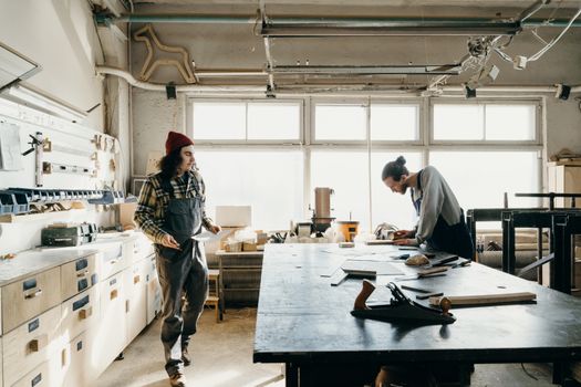 When to Collaborate with Professionals for Your Shop Drawings
