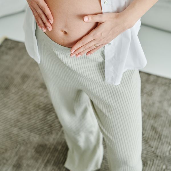 Postpartum belly support