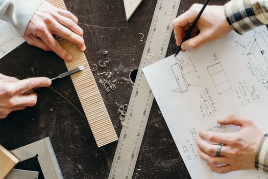 How to Design Your Own DIY Coffee Table from Scratch