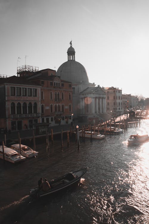 免費 垂直拍攝, 城市, 威尼斯 的 免費圖庫相片 圖庫相片