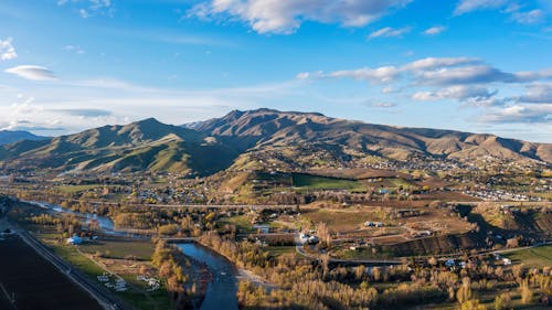 бесплатная Бесплатное стоковое фото с Аэрофотосъемка, горы, за городом Стоковое фото