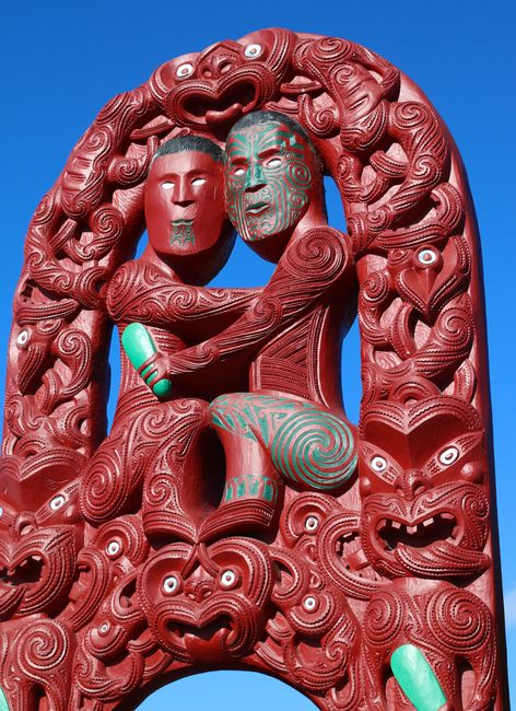 12. Rotorua's Māori Carvings: Cultural Storytelling 12. Rotorua's Māori Carvings: Cultural Storytelling