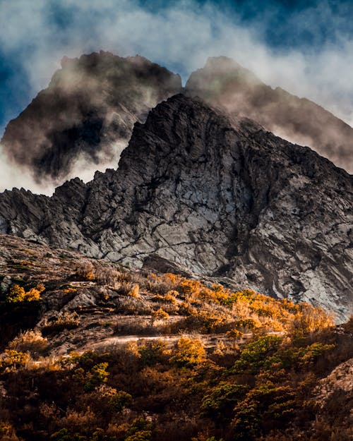 Photos gratuites de brumeux, cime, montagnes