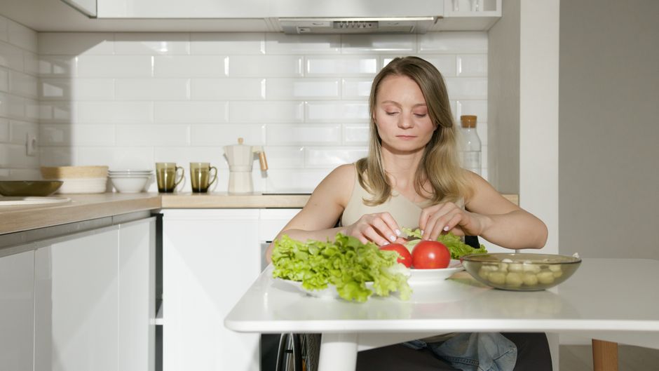 Ottawa Dietitian Sets the Record Straight on Viral TikTok Health Trends