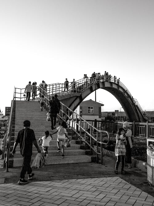免費 人行天橋, 垂直拍攝, 樓梯 的 免費圖庫相片 圖庫相片