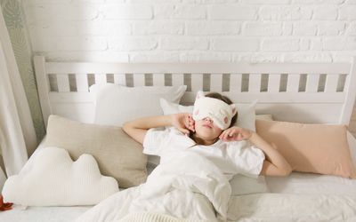 Vì sao 'sleepmaxxing' có thể khiến giấc ngủ của bạn tệ hơn