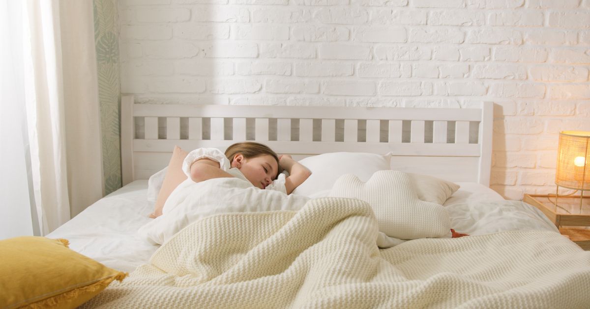 Is Sleeping With a Fan On All Night Bad For Health?