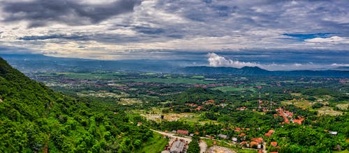 Foto stok gratis dedaunan yang subur, Desa, gunung