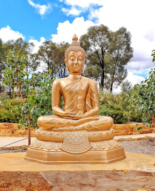Free stock photo of bendigo statue, gold statue, great stupa statue Stock Photo