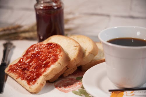 White Bread in the Plate