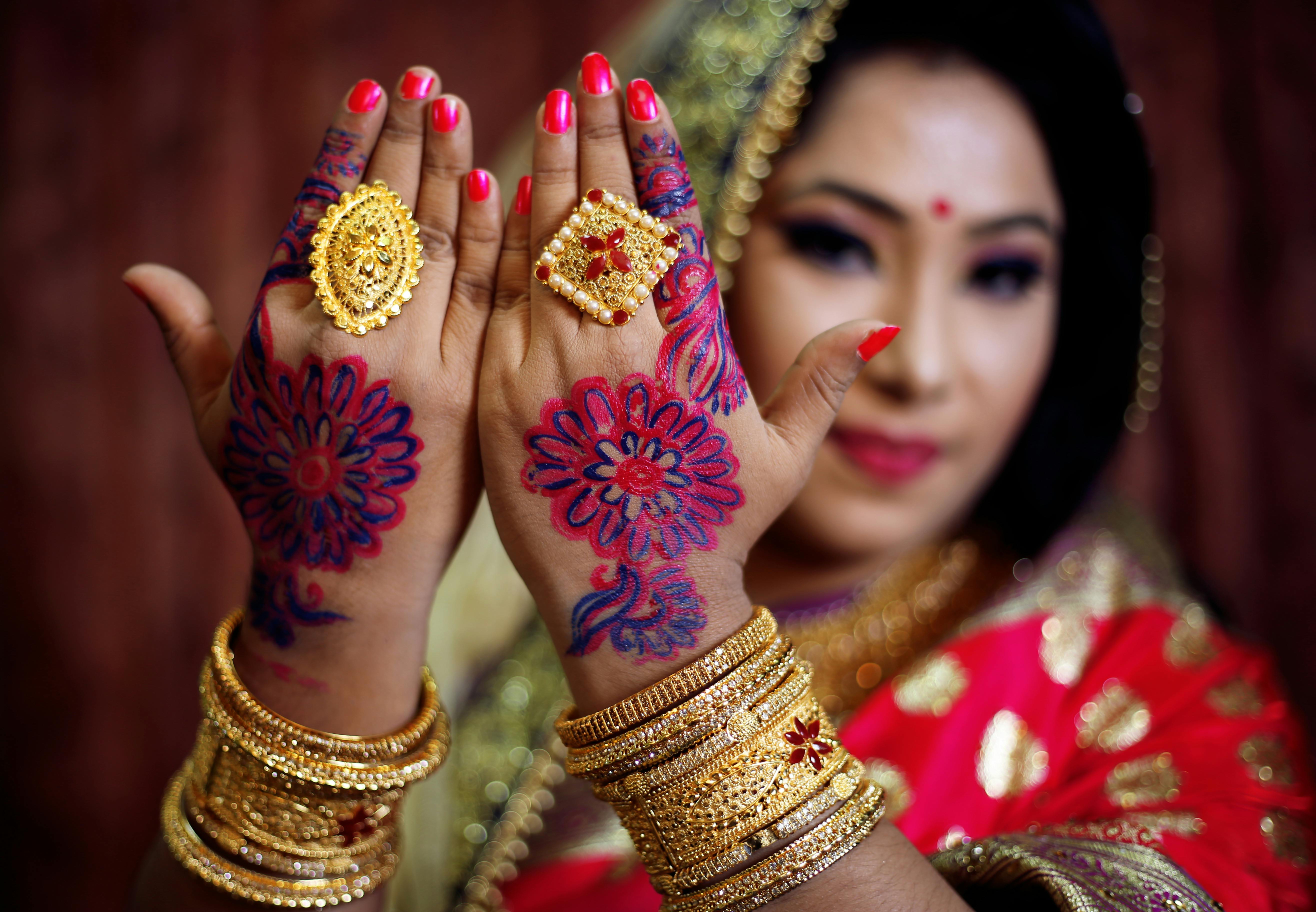 Zee BanglaSonar, a Bengali general entertainment channel, launched — Photo by Imtiaj Alam Rimo on Pexels
