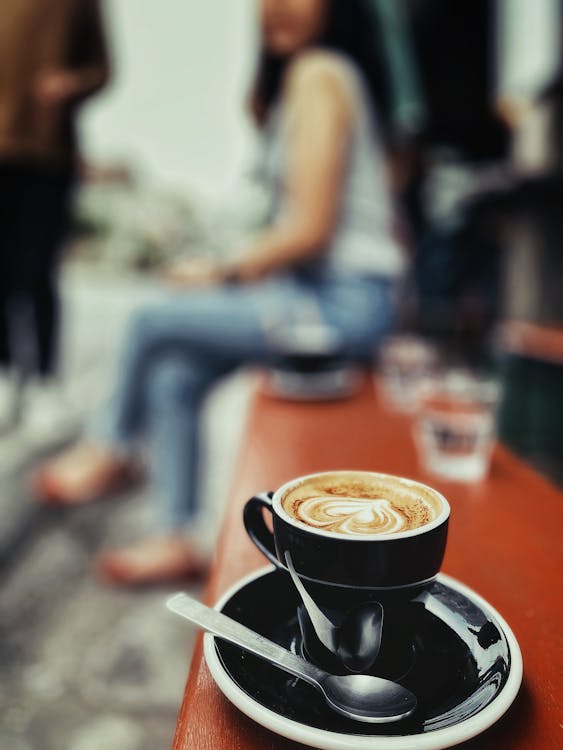 Fotobanka s bezplatnými fotkami na tému horúci nápoj, káva, latte art