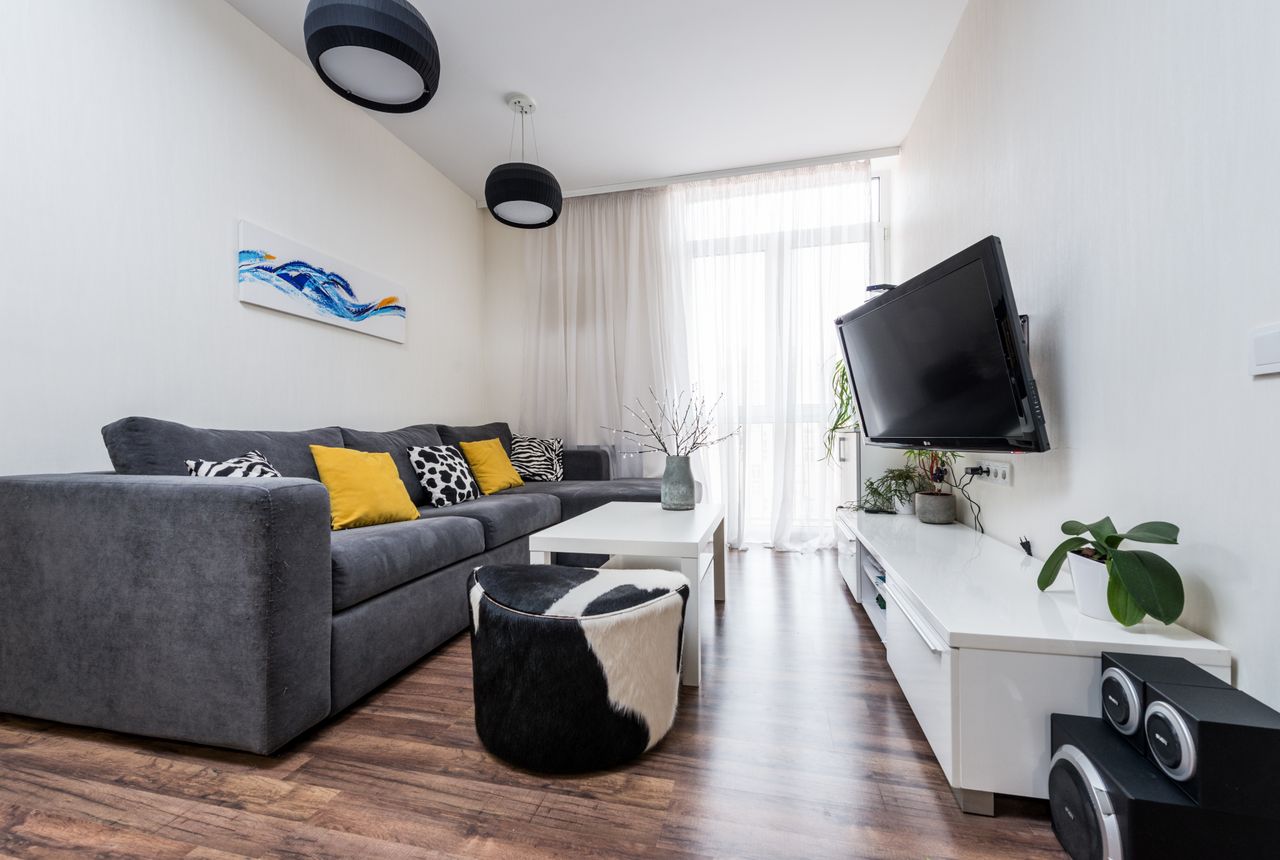 Flat & apartment removals Johnstone — removals work in progress