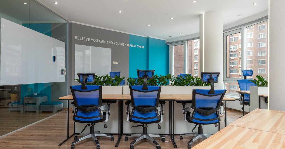 Les meilleurs bureaux ergonomiques : comparatif détaillé