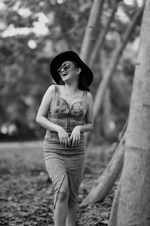 Free Grayscale Photo of a Woman Laughing Stock Photo