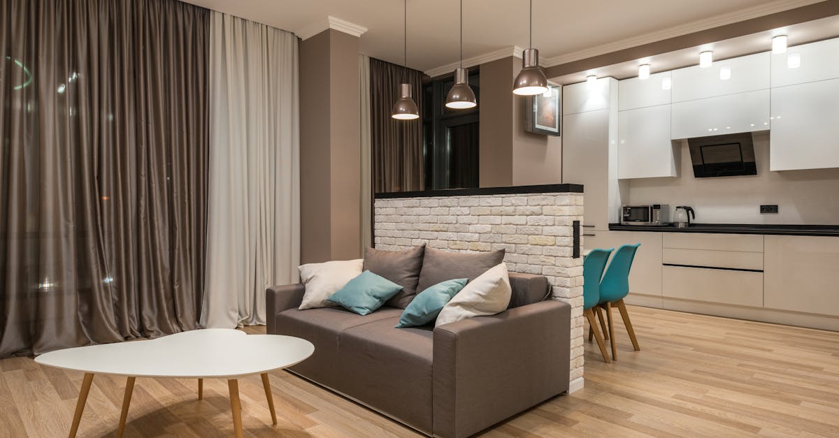 Tout savoir sur les tables gigognes pour optimiser l’espace