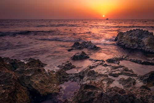 岩石, 岩石海岸, 日出 的 免費圖庫相片
