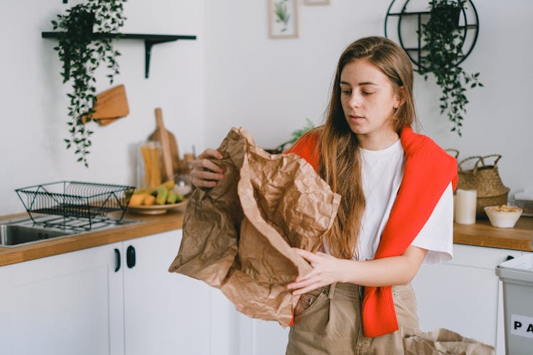 Concentrated Female Folding Paper For Utilization