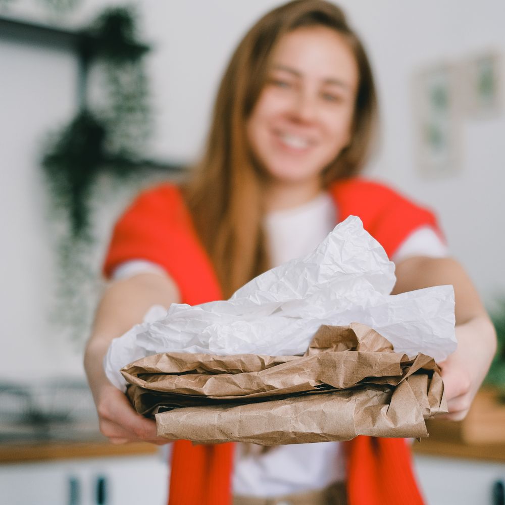 Pencoed — professional packers wrapping and boxing belongings