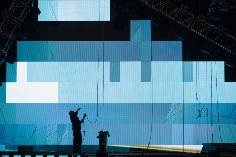 Snowflake exhibit with a large-format LED video wall
