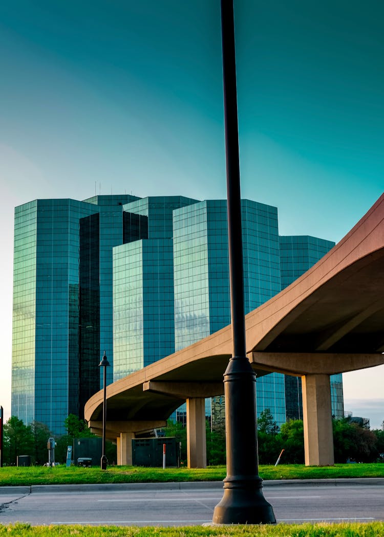 Modern Architecture Of Deutsche Bank Glass Building 