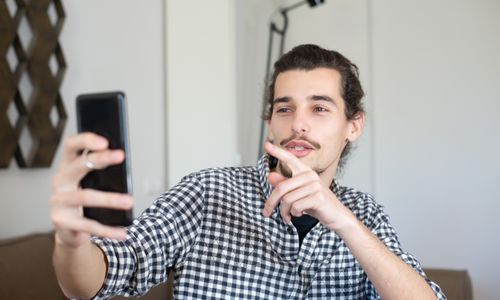 How to Become Influencer in 2026