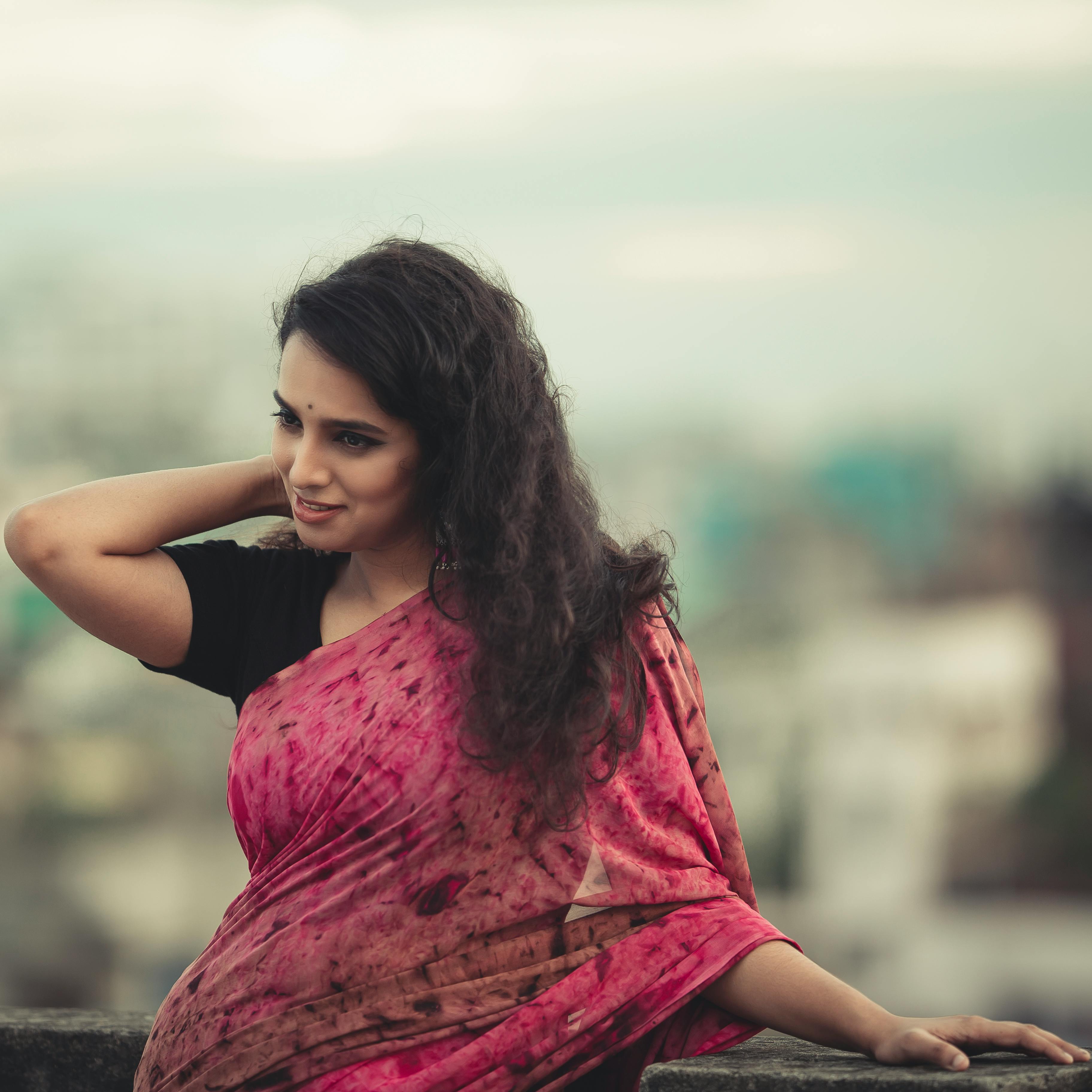 Sreeleela's Sensual Poses In Pink Saree | Sreeleela's Sensual Poses In Pink  Saree